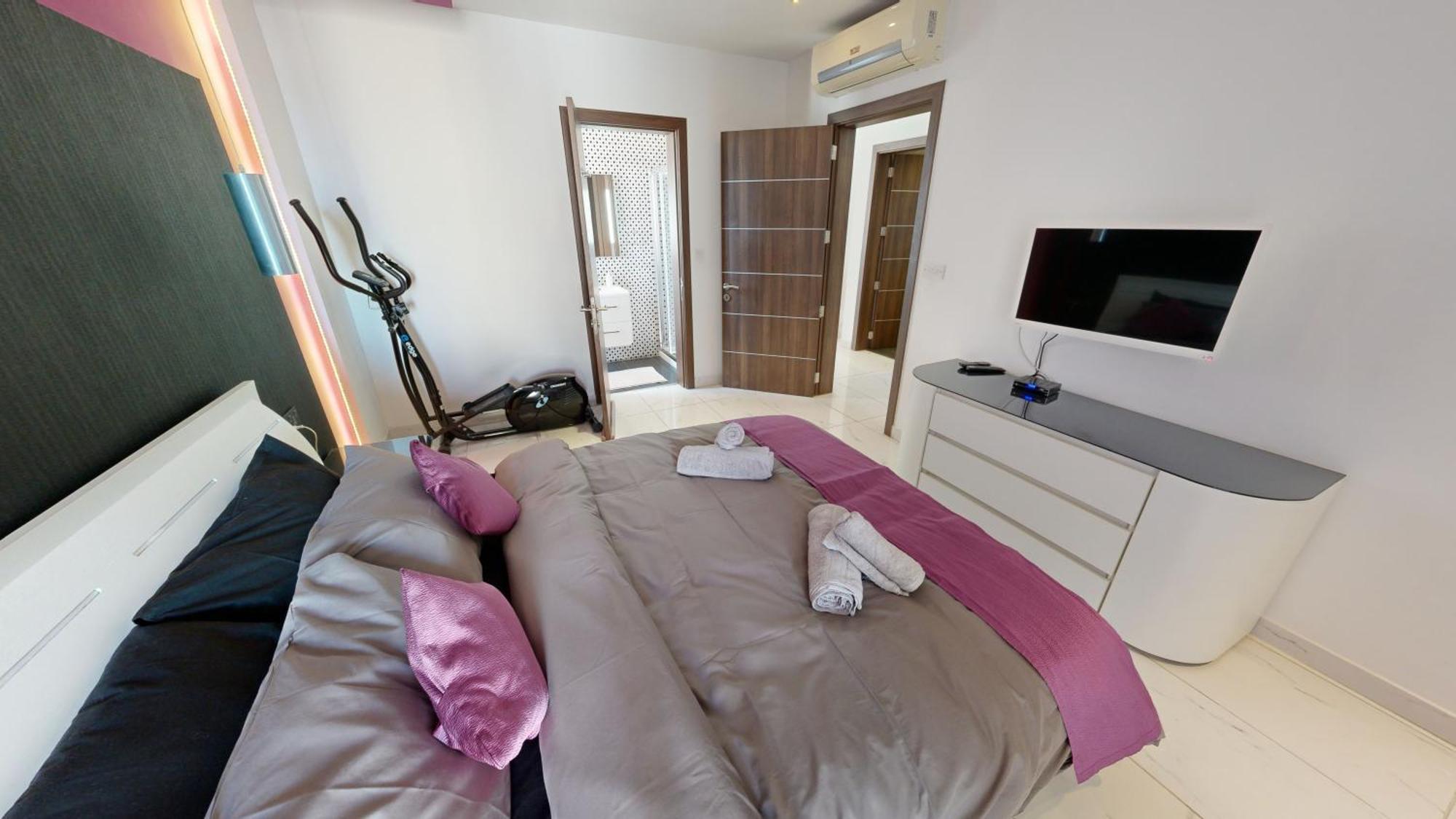 Amazing Spacious Apartment With Bbq & Jacuzzi Saint Julian's Dış mekan fotoğraf