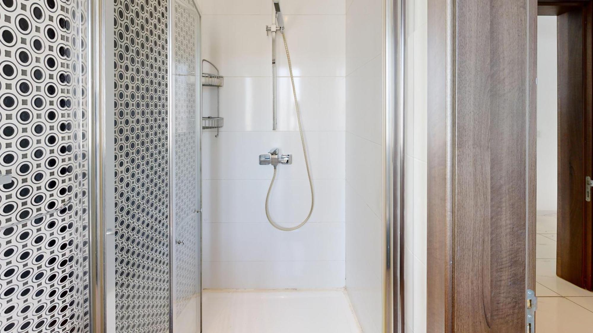 Amazing Spacious Apartment With Bbq & Jacuzzi Saint Julian's Dış mekan fotoğraf